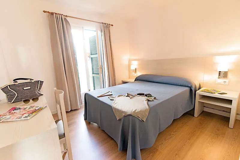 Apartamentos Cala Blanca 0*, Cala Blanca (Menorca)